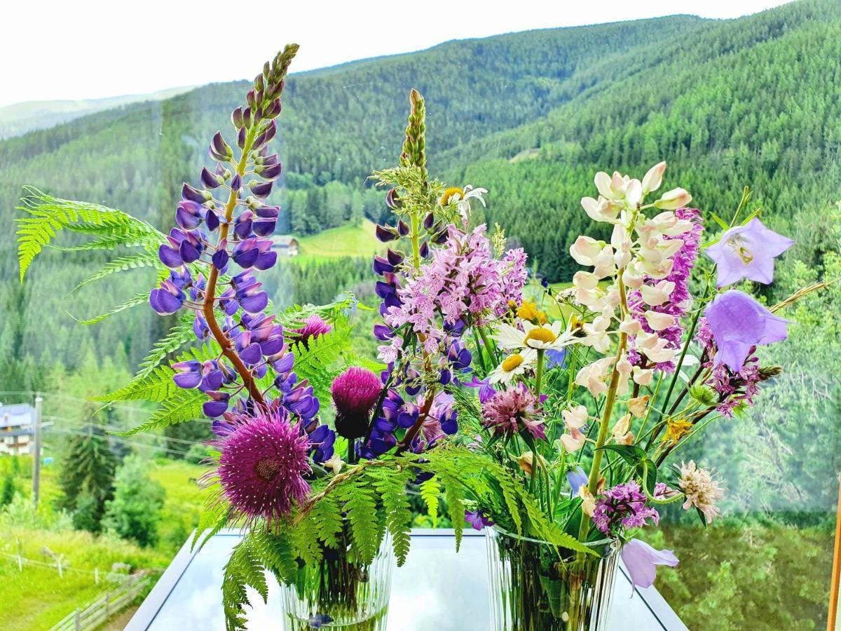 Magic View @ Rosie Chalet Appartement Bad Kleinkirchheim Buitenkant foto